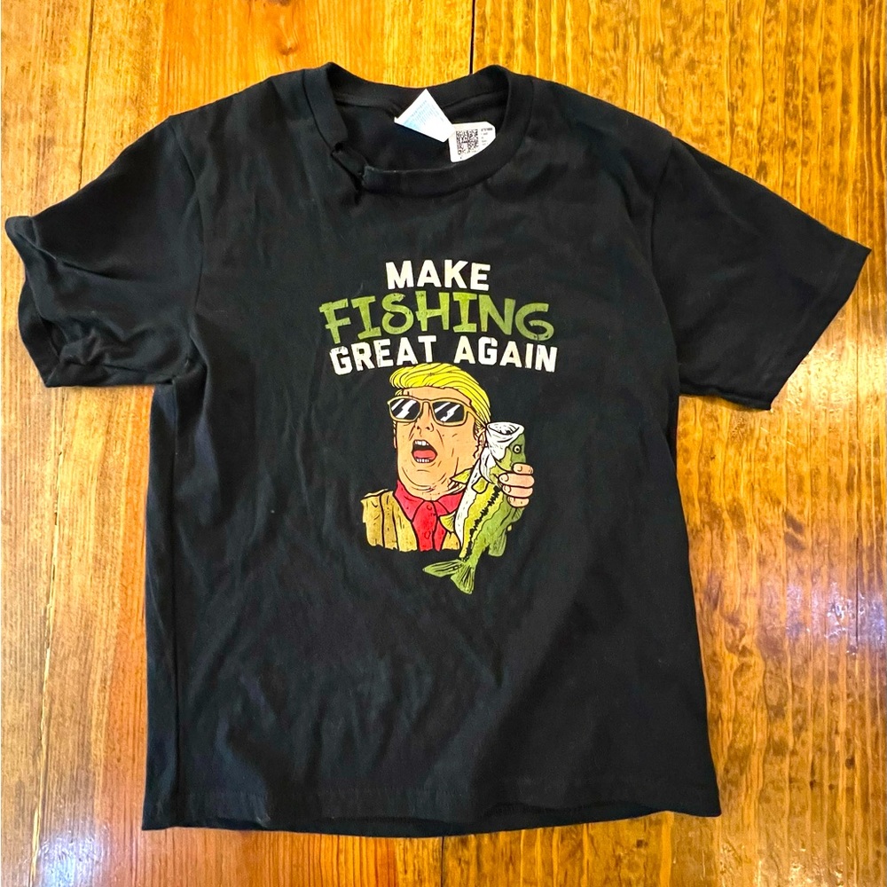 Make Fishing Great Again Kid’s Small Short Sleeve Tshirt